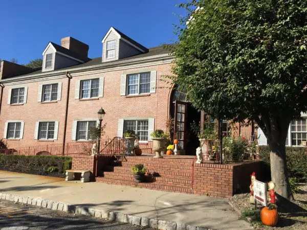 Colts Neck Inn Hotel 8